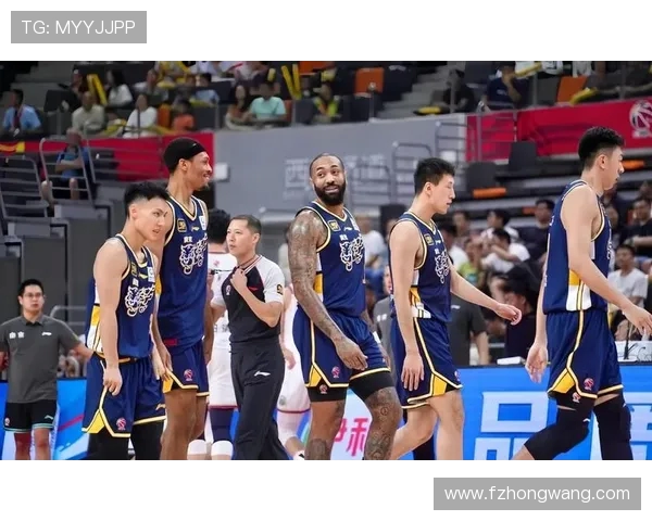 广东宏远强势对决迎战强敌 全力争夺CBA季后赛席位全程解析 广东宏远强势对决迎战强敌 全力争夺CBA季后赛席位全程解析